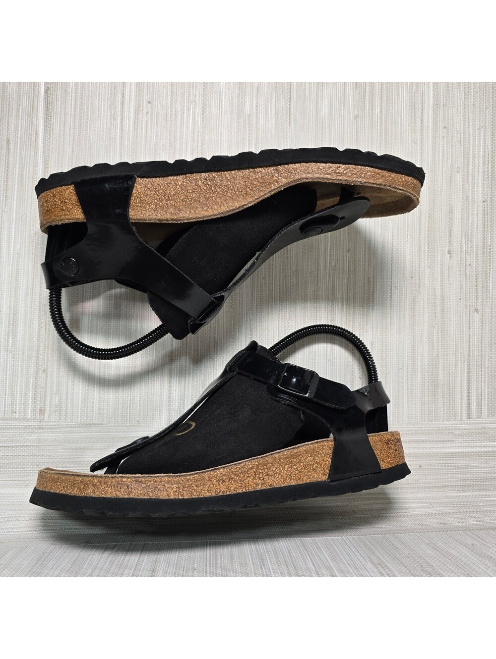 Birkenstock Yara Black Patent T-Strap Sandals EU 40